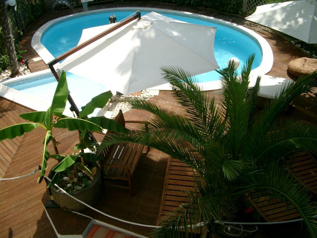 רימיני Hotel Bengasi מראה חיצוני תמונה