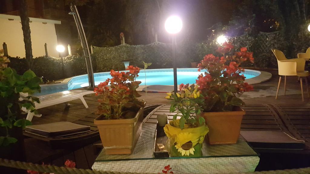 רימיני Hotel Bengasi מראה חיצוני תמונה