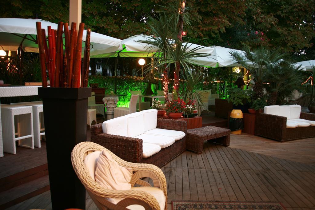 רימיני Hotel Bengasi מראה חיצוני תמונה