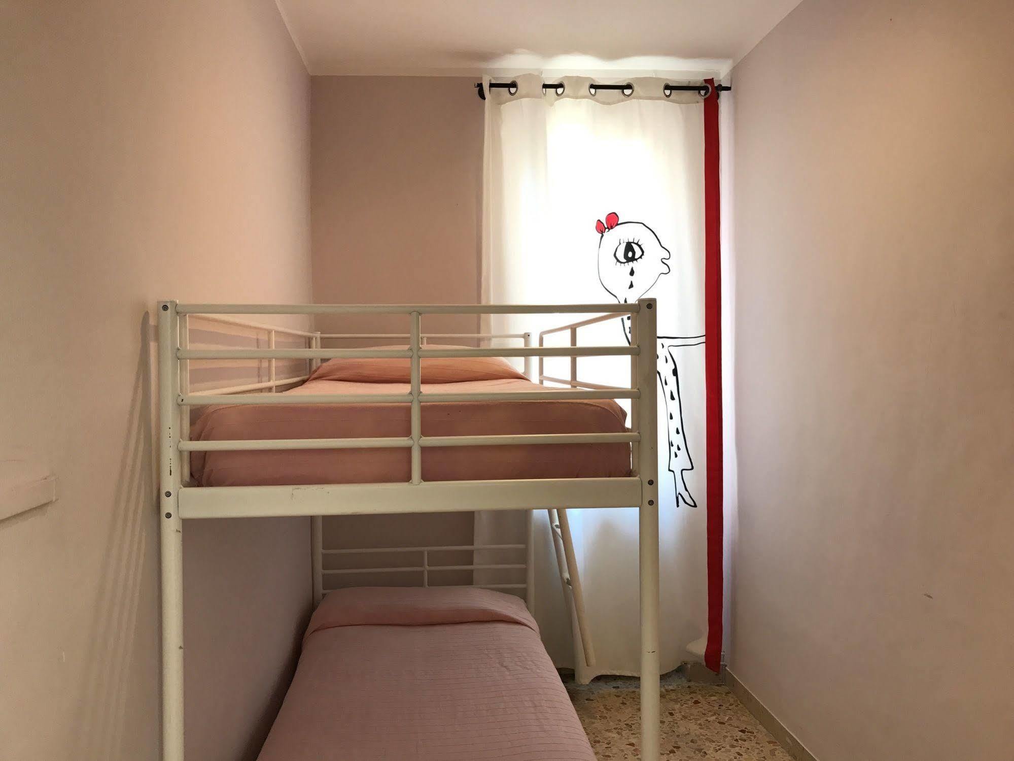 רימיני Hotel Bengasi מראה חיצוני תמונה
